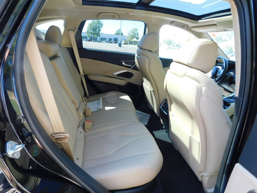 Used 2023 Acura RDX AWD image 4