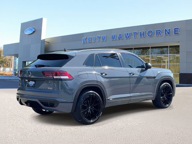 Used 2022 Volkswagen Atlas Cross Sport SEL R-Line AWD/4WD image 6