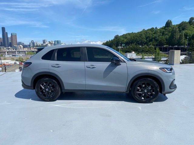Used 2024 Honda HR-V Sport image 2