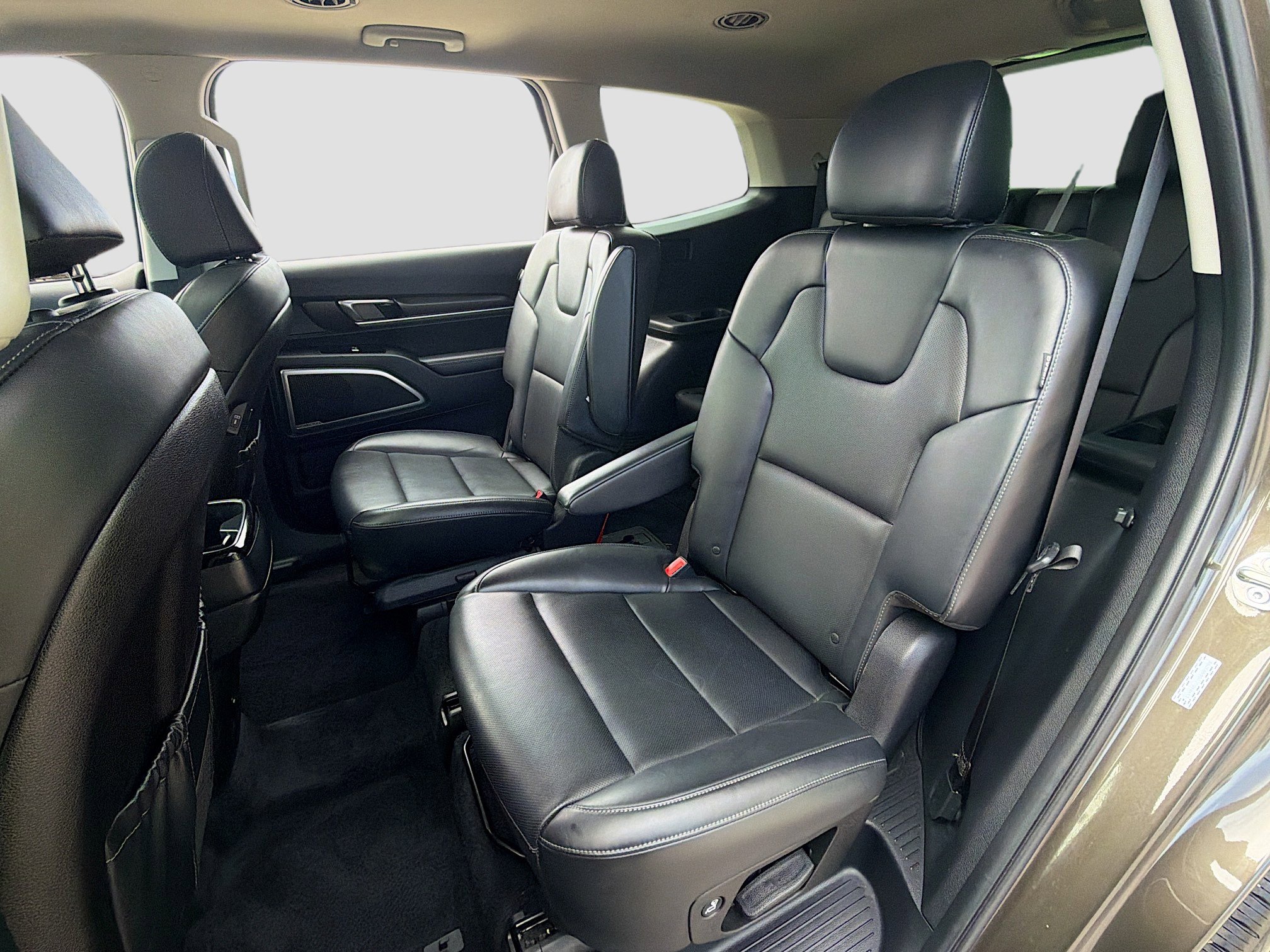 Used 2025 Kia Telluride S AWD/4WD image 30