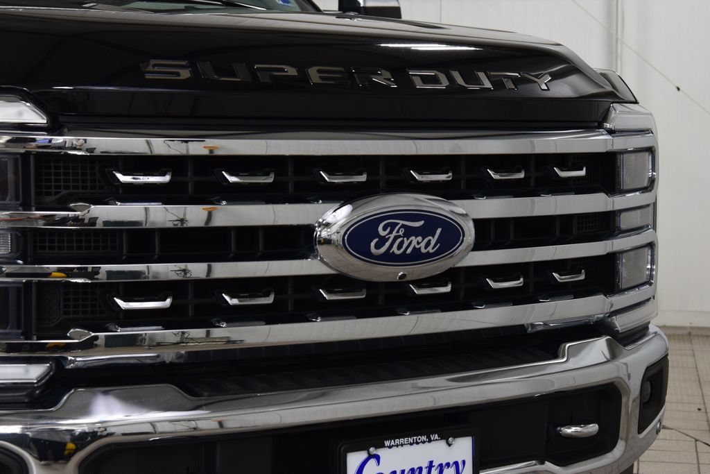 Used 2023 Ford F250 Lariat w/ Lariat Ultimate Package AWD/4WD image 11