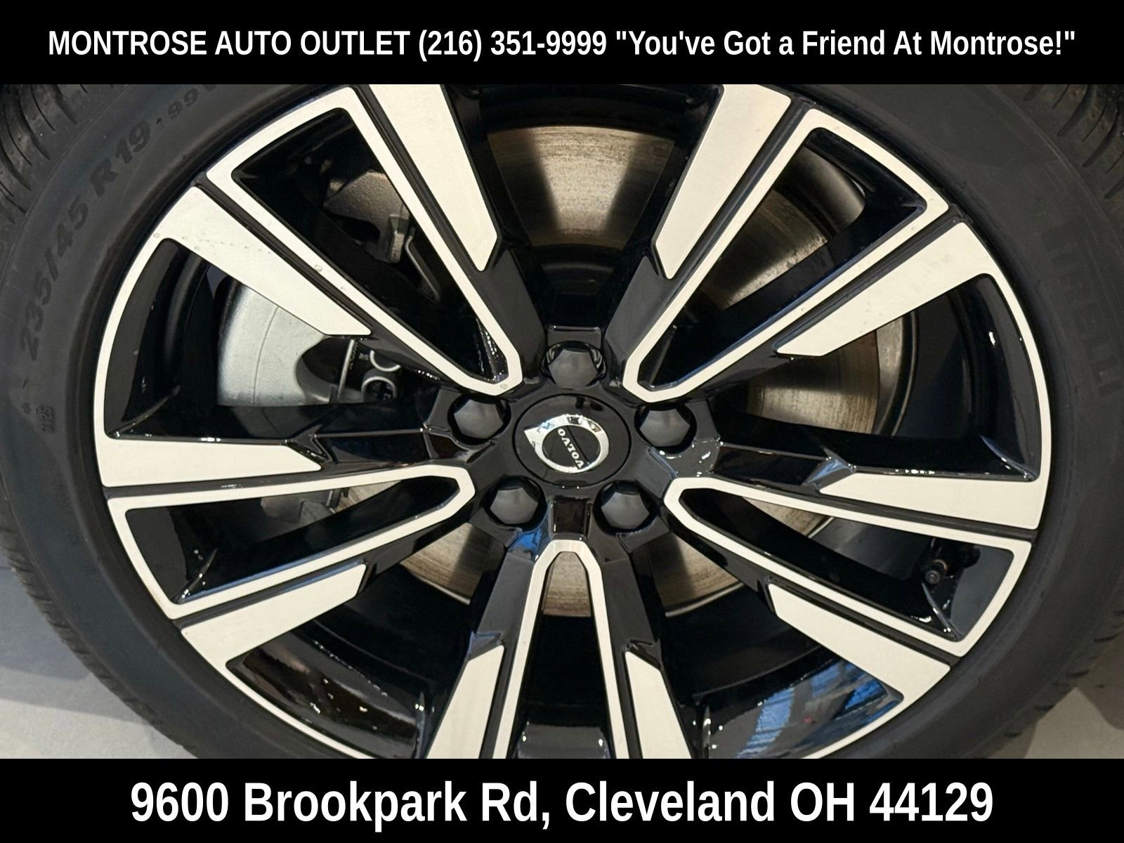 New 2026 Volvo V60 B5 Cross Country Ultra w/ Protection Package Premier image 9