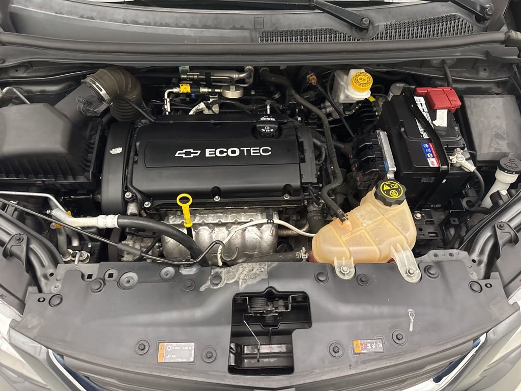 Used 2018 Chevrolet Sonic LS image 30