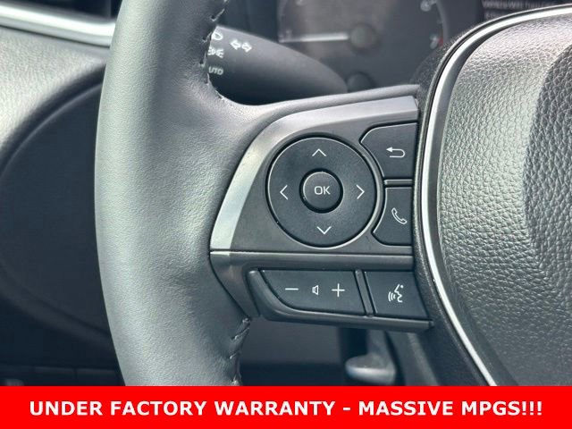 Used 2025 Toyota Corolla Cross LE FWD image 20