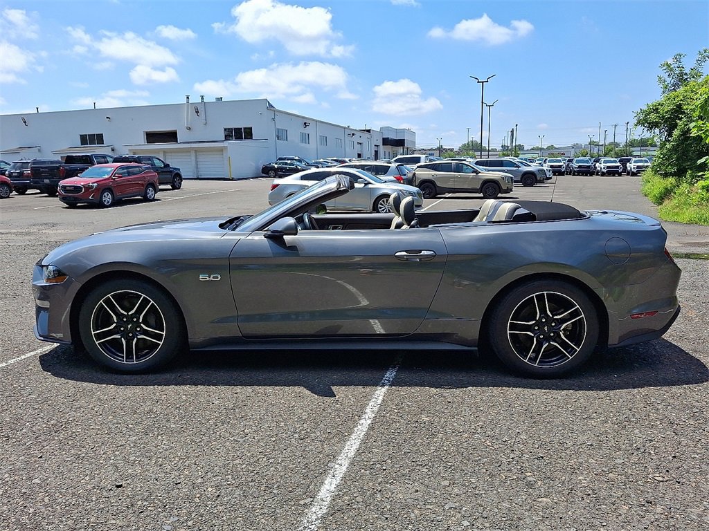 Used 2023 Ford Mustang GT Premium image 4