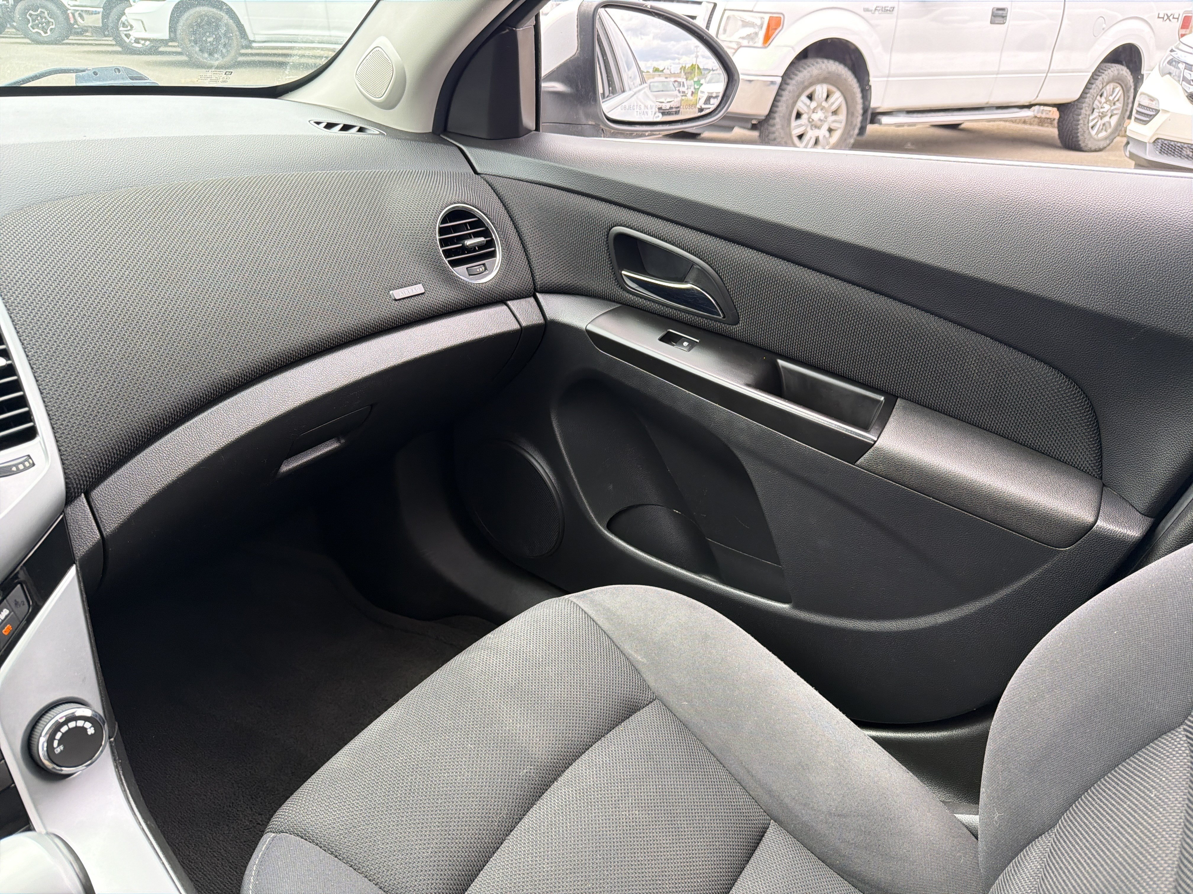 Used 2014 Chevrolet Cruze Eco FWD image 25