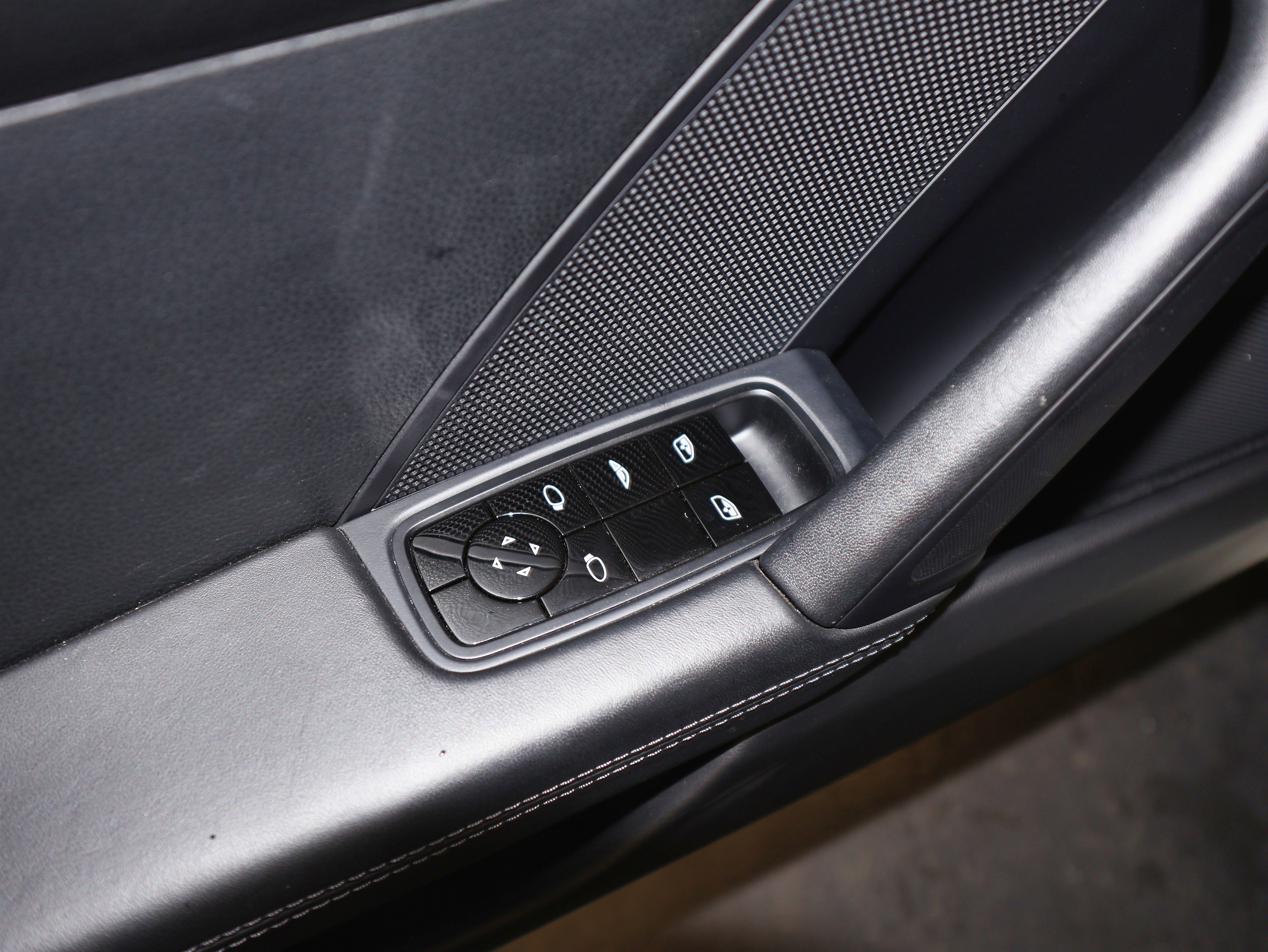 Used 2020 Porsche 911 Carrera 4S image 19