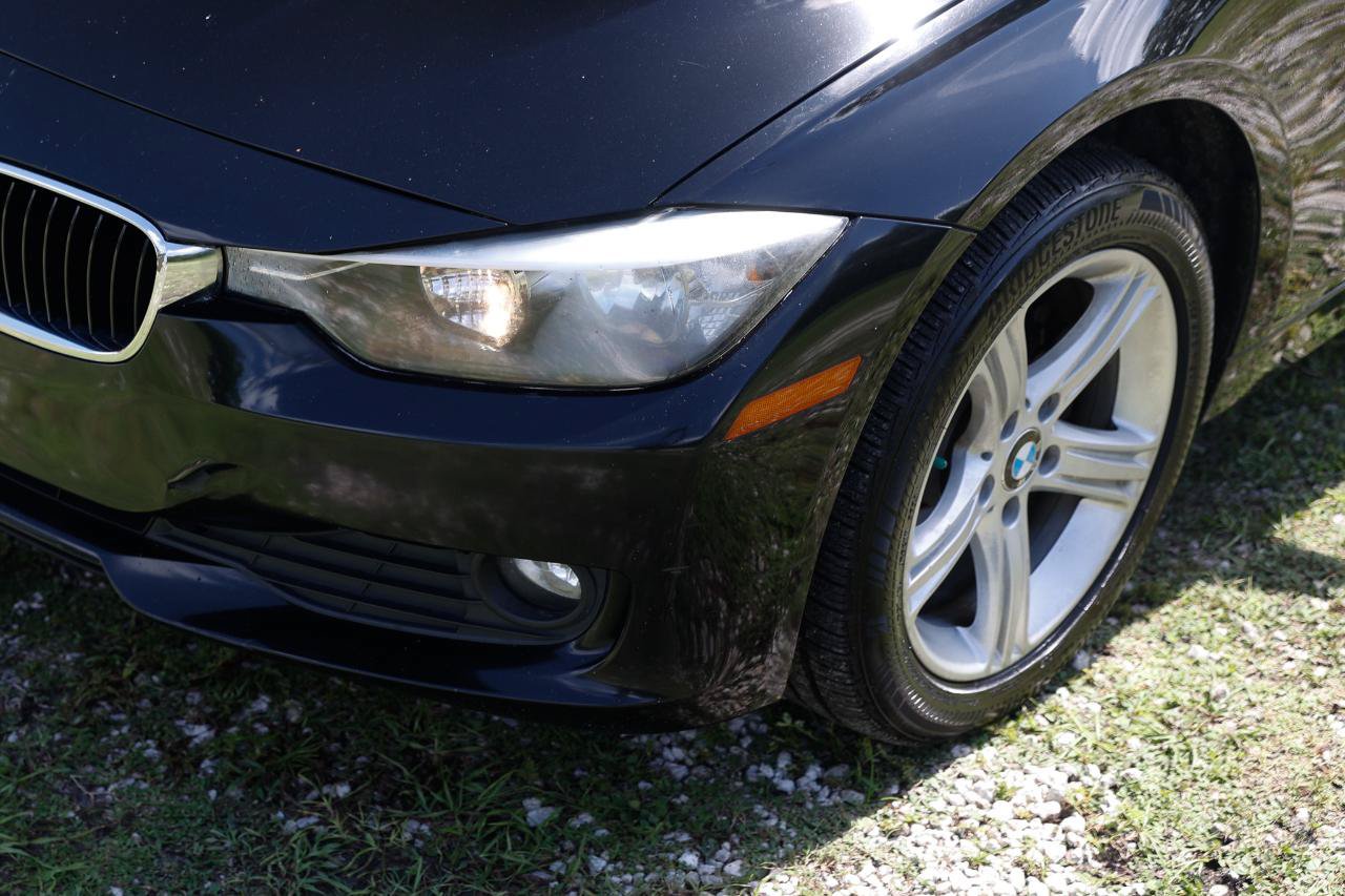 Used 2015 BMW 320i Sedan RWD image 31