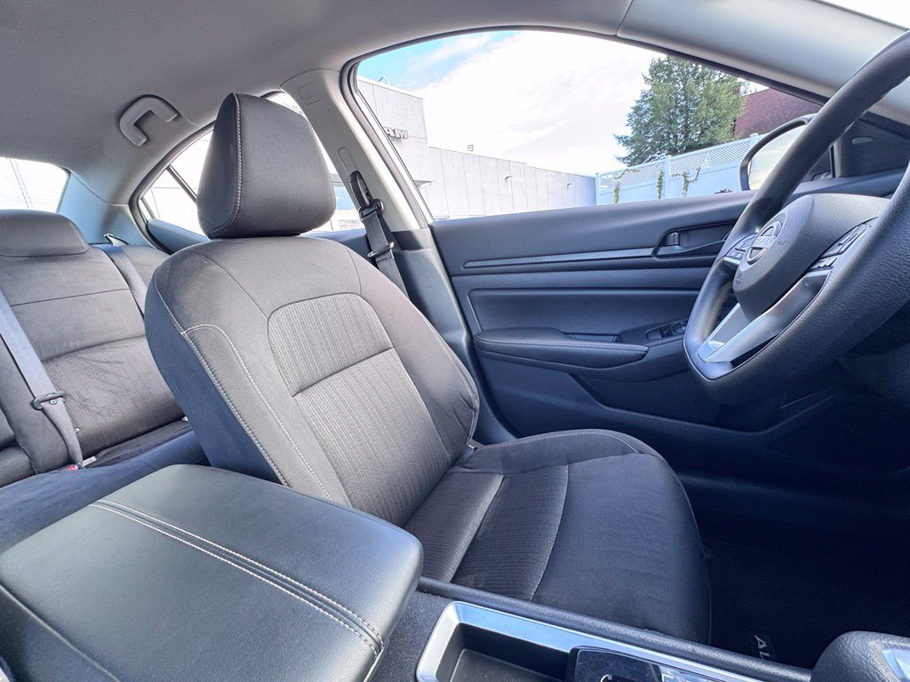 Used 2026 Nissan Altima 2.5 SV FWD image 20