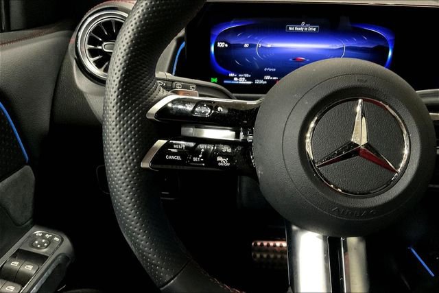 Used 2025 Mercedes-Benz EQB 300 4MATIC image 20