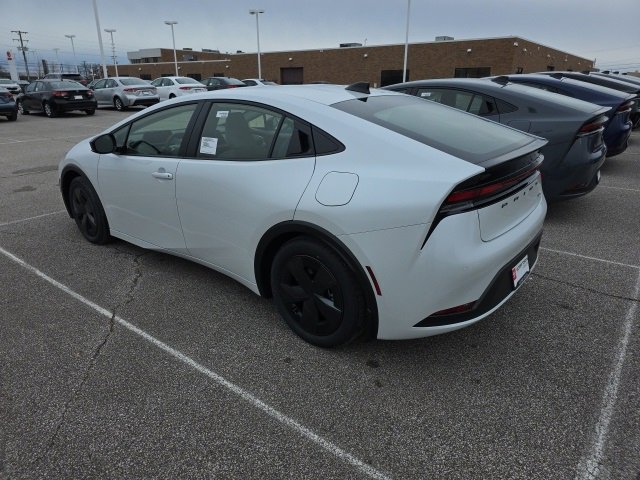 New 2026 Toyota Prius LE image 5