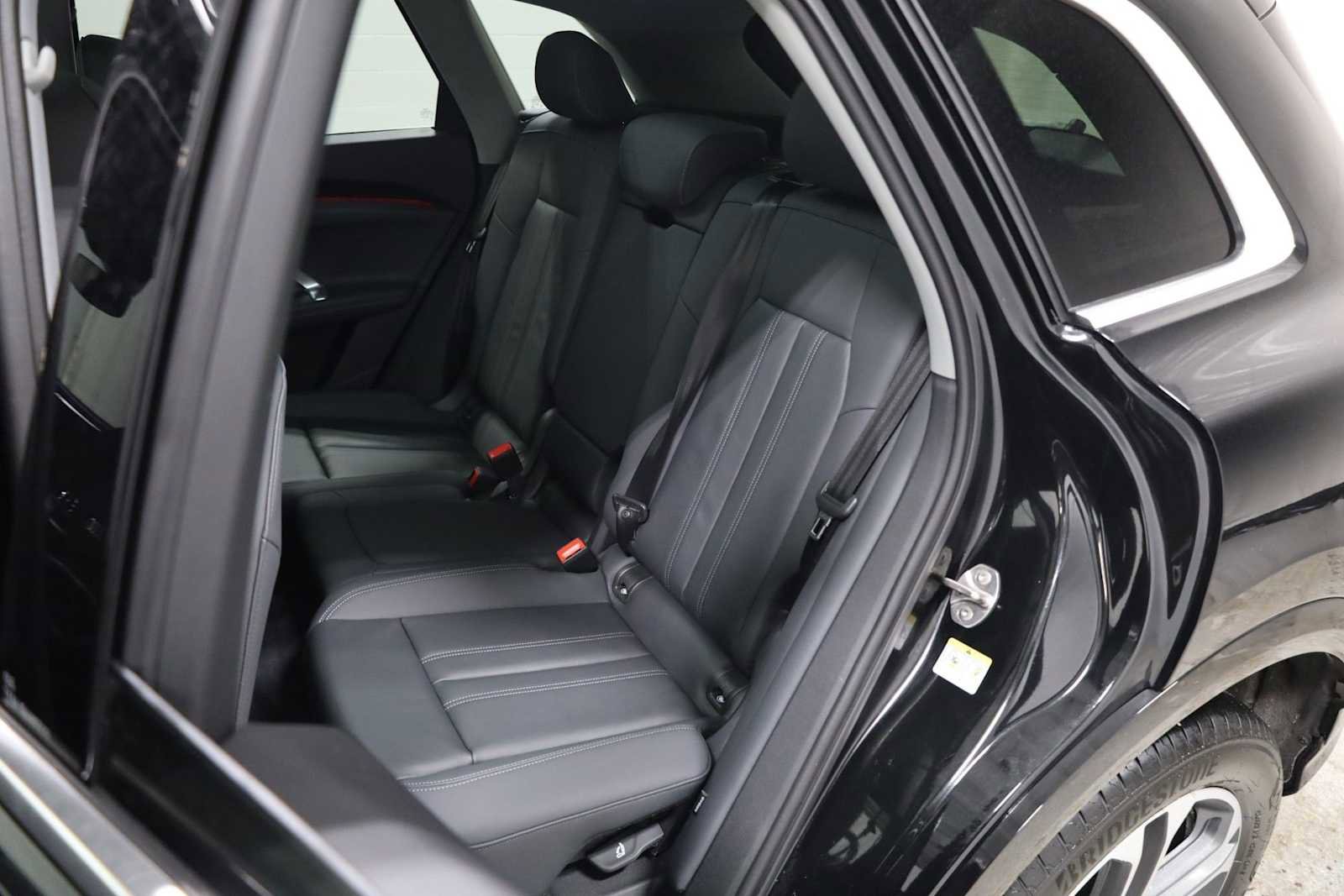 Certified 2025 Audi Q5 Premium Plus w/ Premium Plus image 33