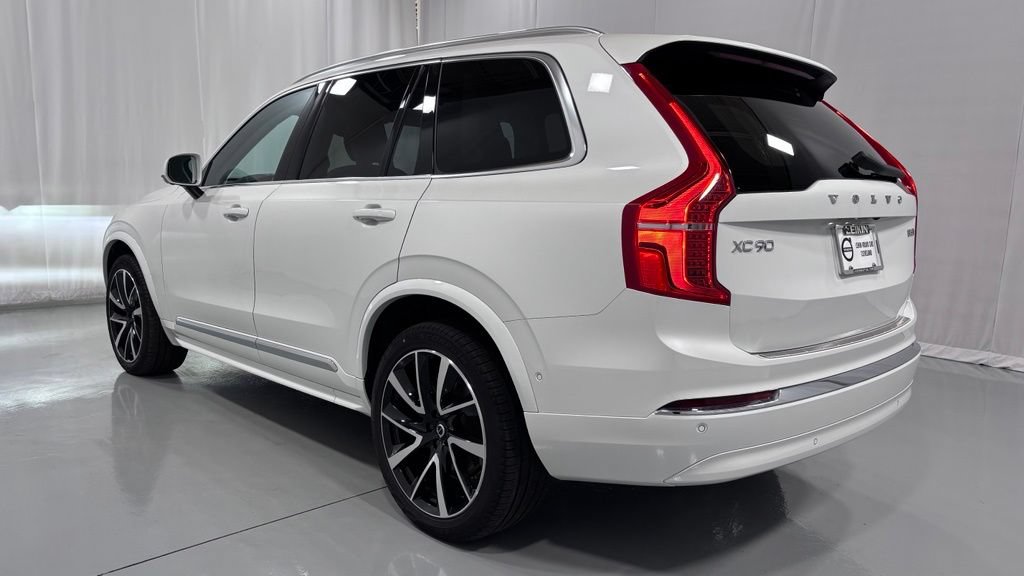 Certified 2024 Volvo XC90 B5 Plus w/ Protection Package Premier AWD/4WD image 8