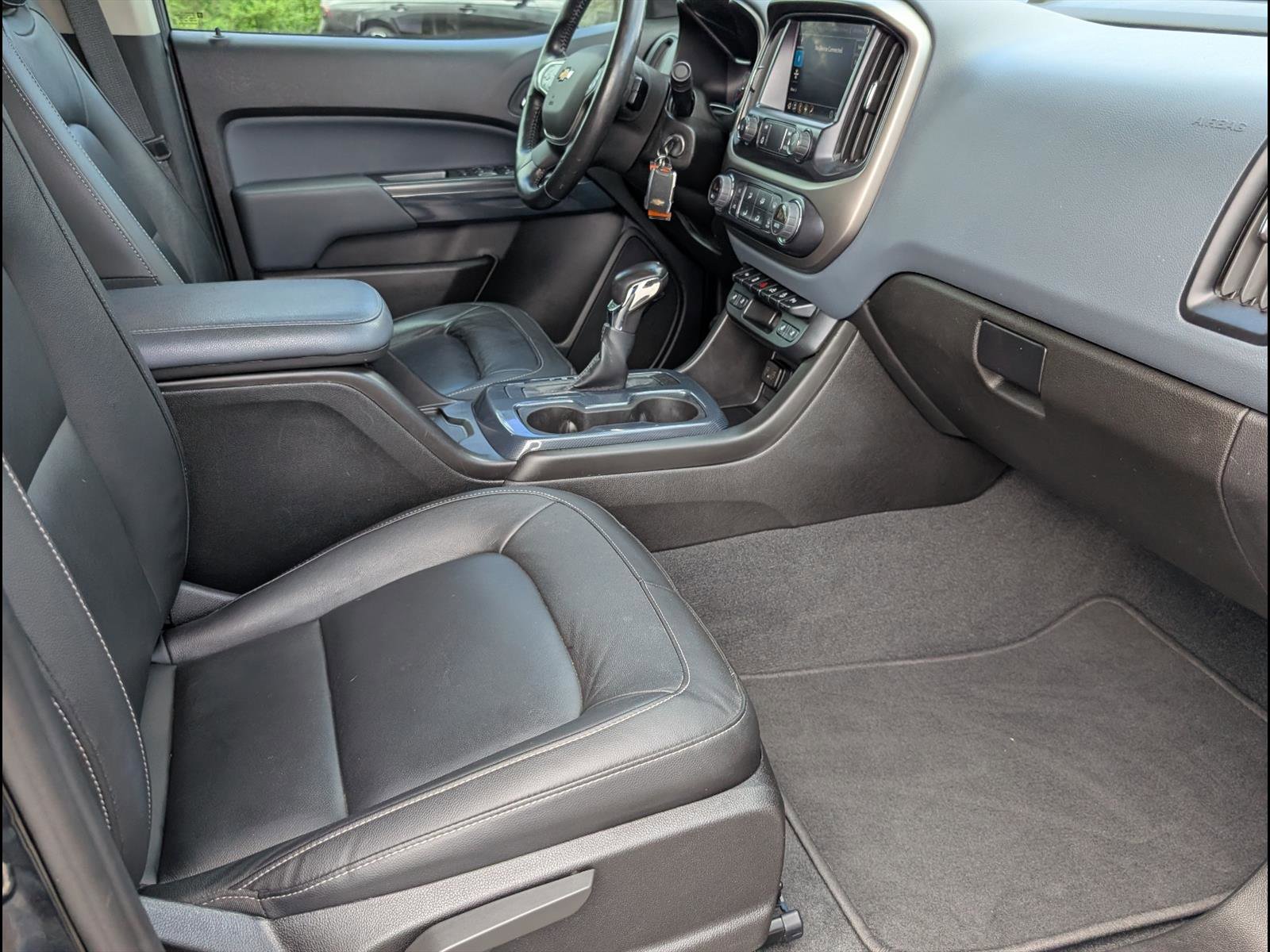 Used 2022 Chevrolet Colorado Z71 image 17