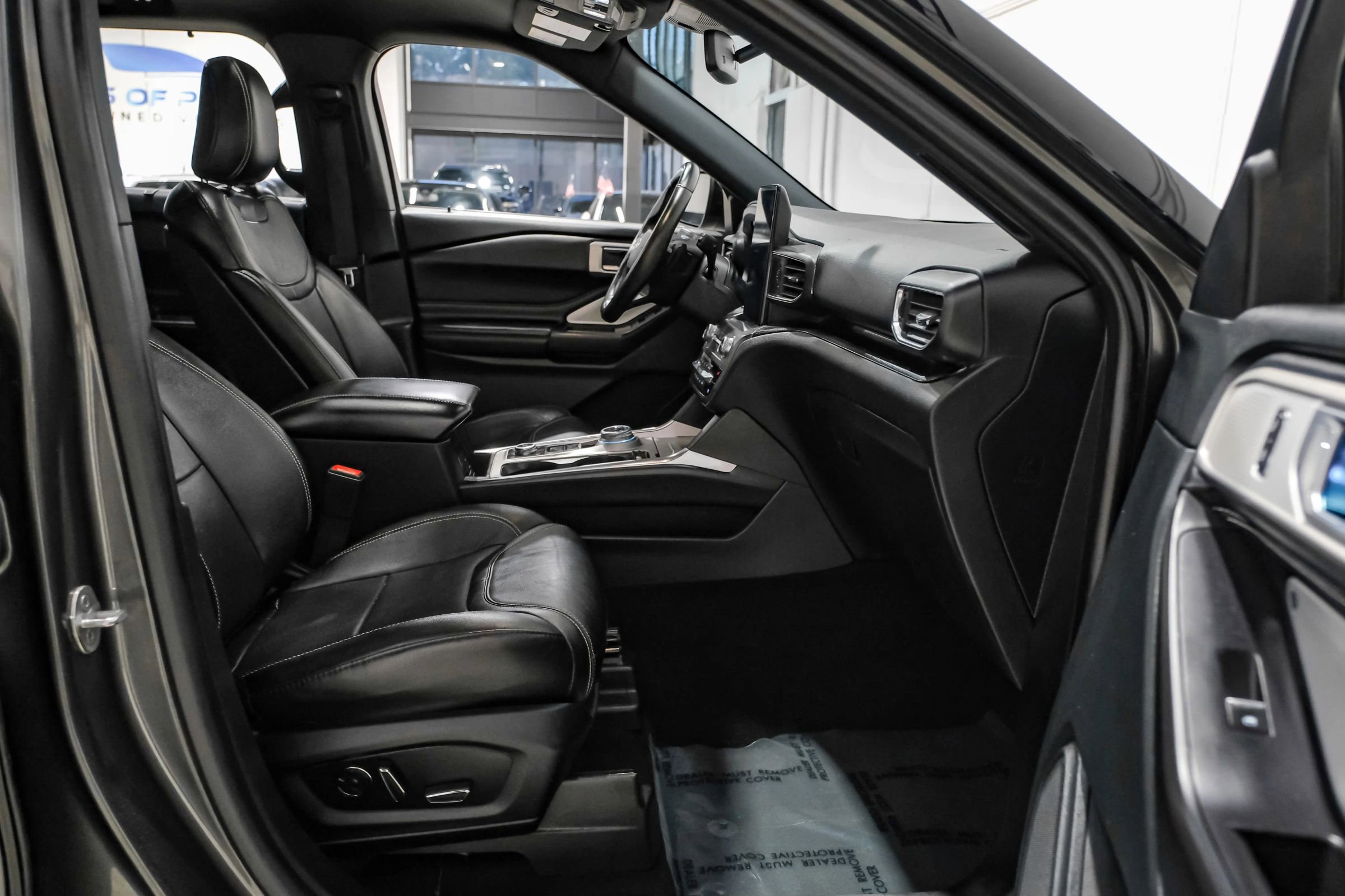 Used 2020 Ford Explorer ST w/ ST Street Pack image 32
