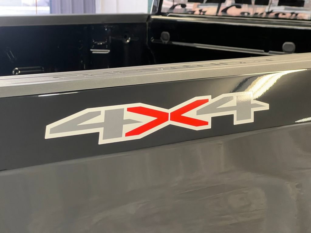 Used 2022 Chevrolet Silverado 1500 LT image 44