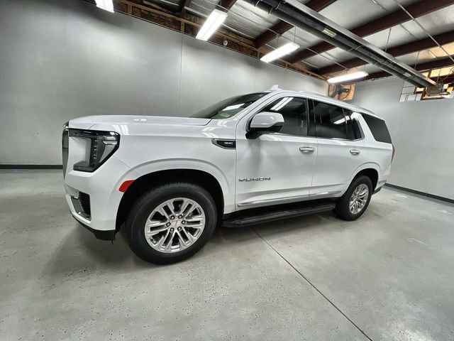 Certified 2022 GMC Yukon SLT w/ SLT Premium Package AWD/4WD image 5