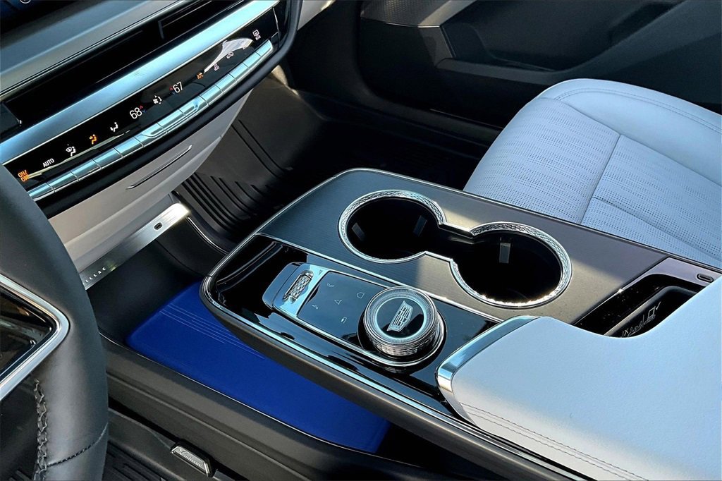 New 2026 Cadillac Lyriq Premium Sport image 8