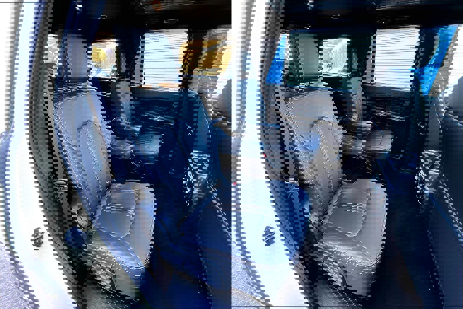 Used 2023 Ford Expedition Platinum image 19