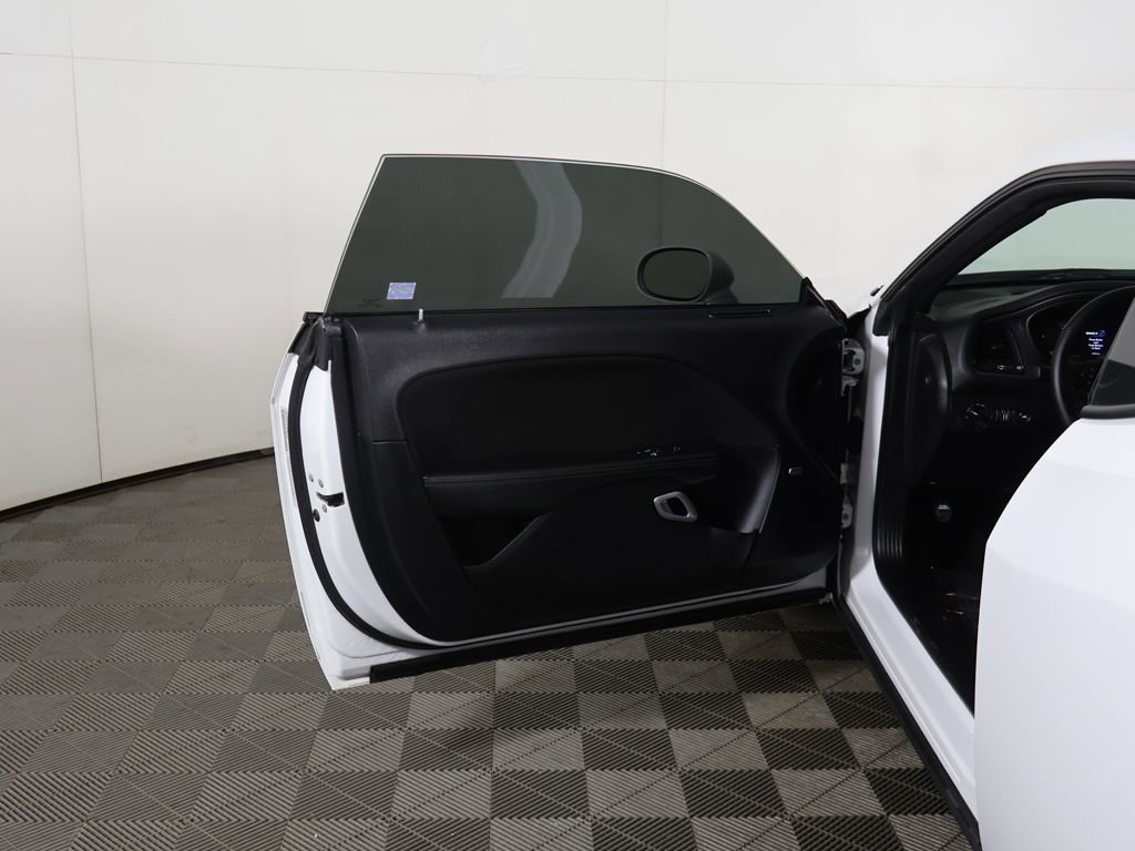 Used 2023 Dodge Challenger R/T w/ Blacktop Package image 16