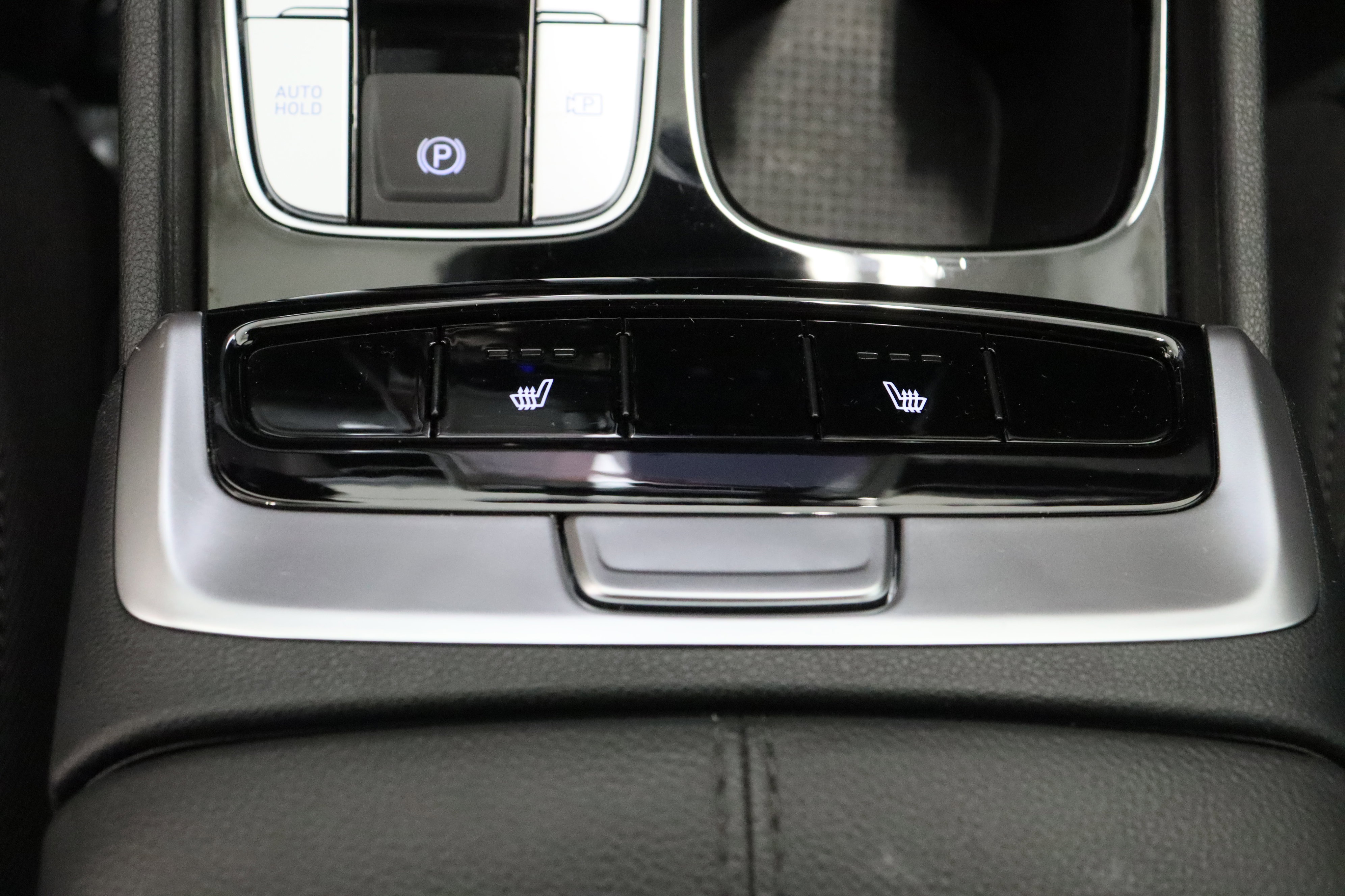 Used 2024 Hyundai Santa Cruz SEL w/ Activity Package FWD image 23