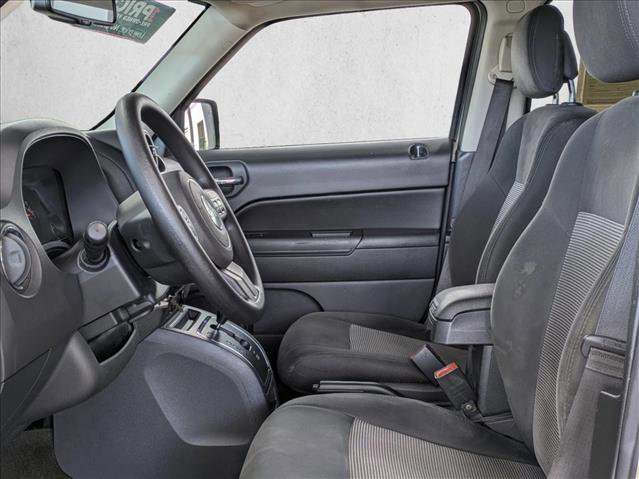 Used 2016 Jeep Patriot Sport w/ Power Value Group AWD/4WD image 16