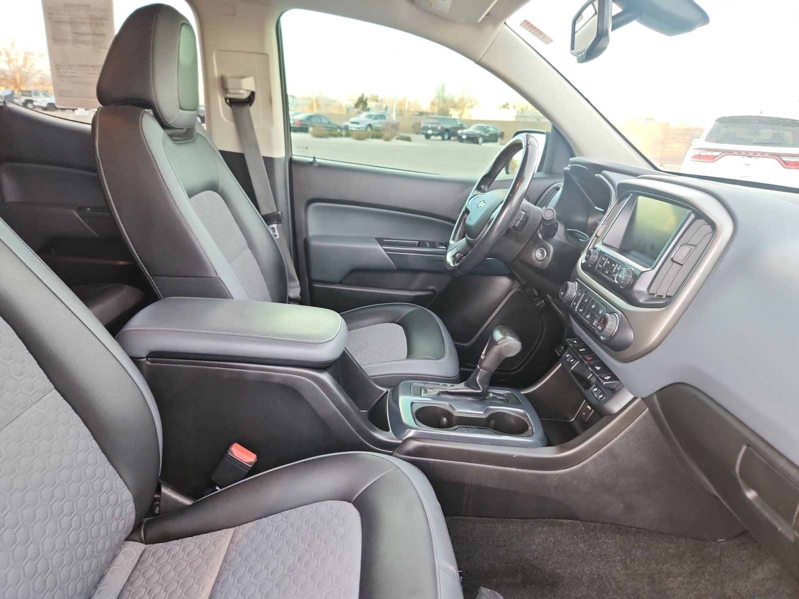 Used 2017 Chevrolet Colorado Z71 image 20