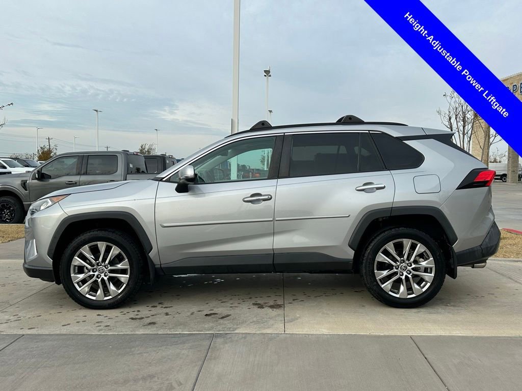 Used 2021 Toyota RAV4 Limited w/ Carpet Mat Package (TMS) image 9