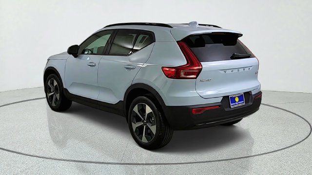 New 2026 Volvo XC40 B5 Plus w/ Protection Package Premier AWD/4WD image 5