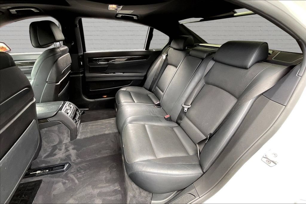 Used 2014 BMW 740Li xDrive AWD/4WD image 18