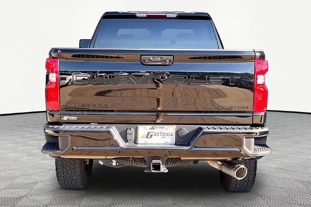 Used 2026 Chevrolet Silverado 2500 Custom w/ Custom Convenience Package AWD/4WD image 6