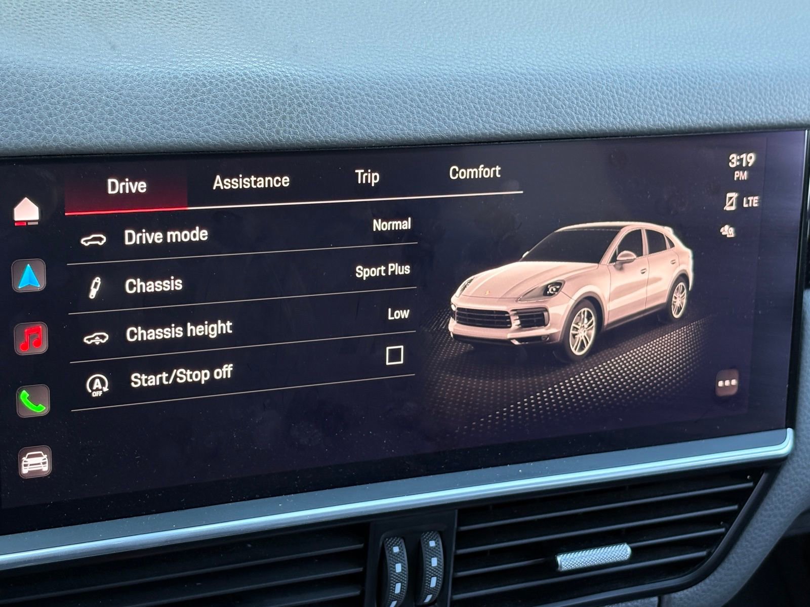 Used 2023 Porsche Cayenne Coupe AWD/4WD image 27