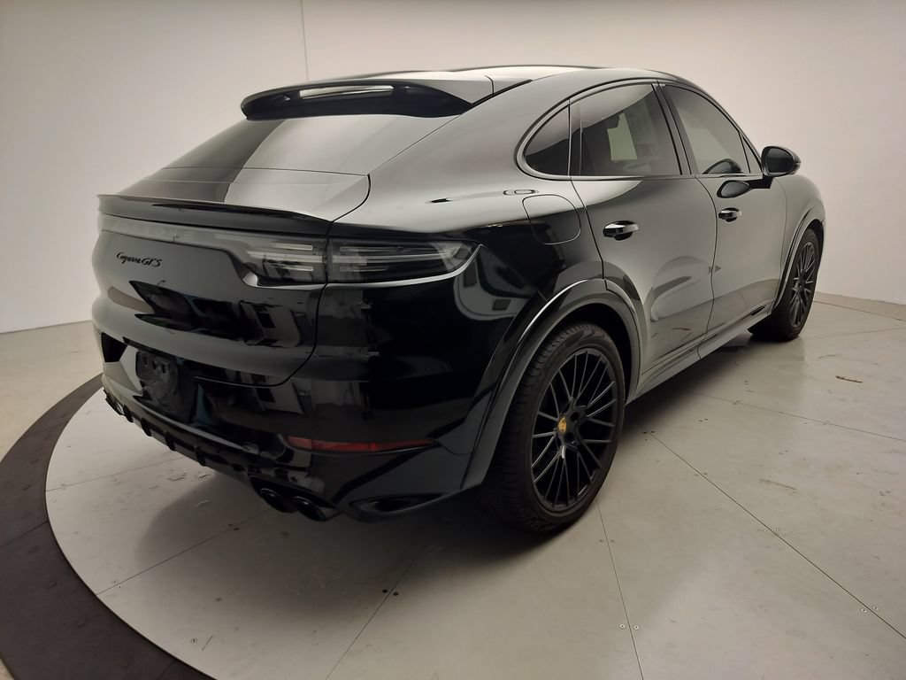 Certified 2023 Porsche Cayenne GTS AWD/4WD image 5