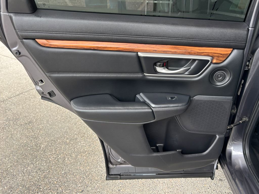 Used 2020 Honda CR-V Touring image 27