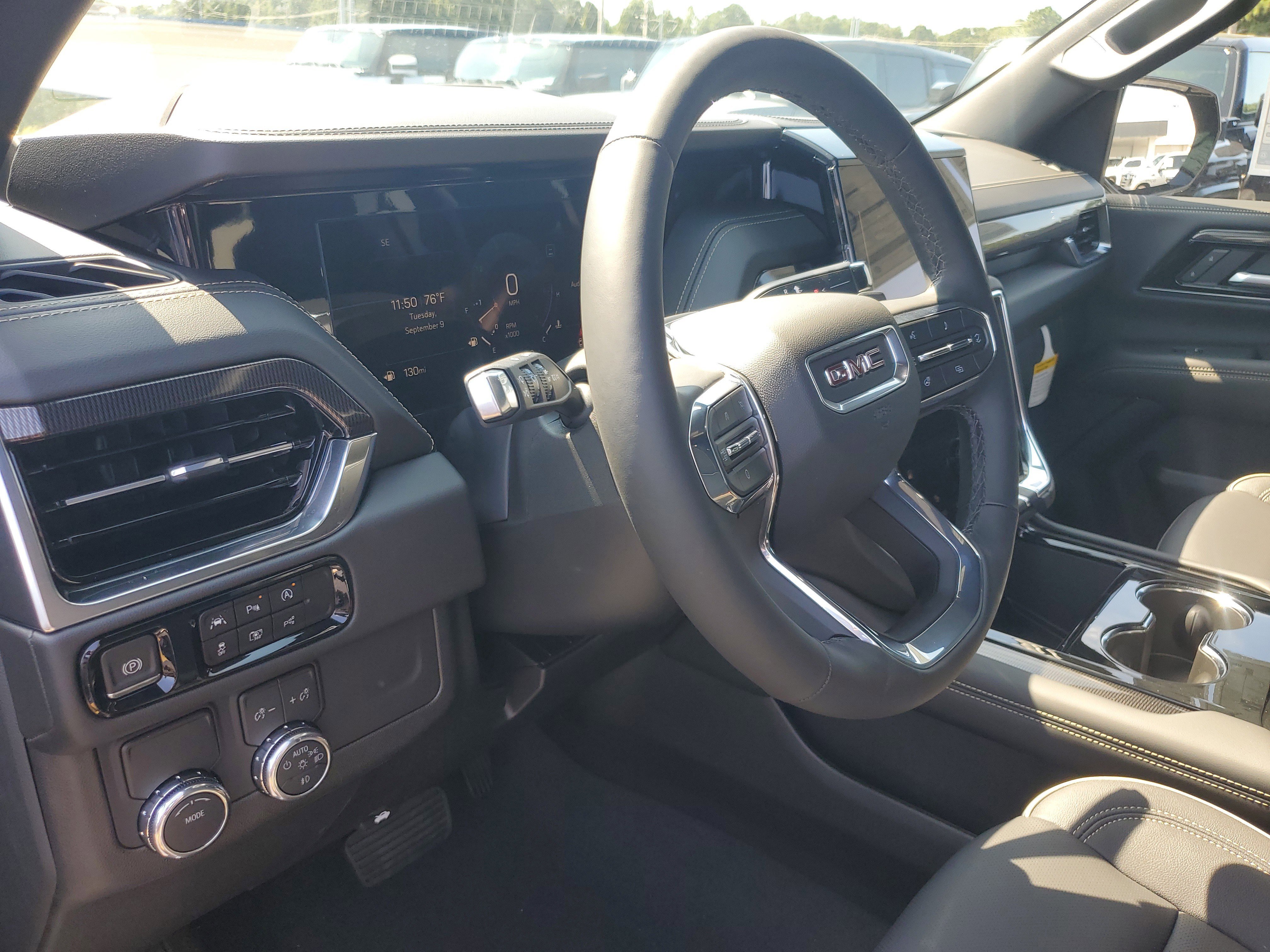 New 2025 GMC Yukon XL Elevation image 15