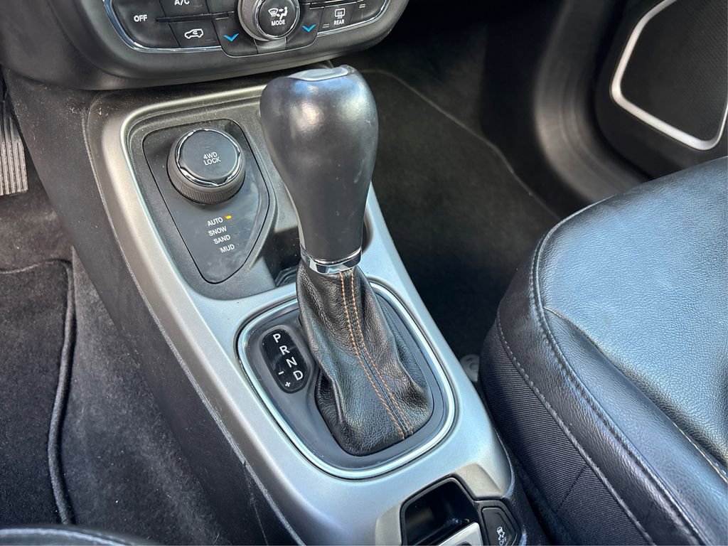 Used 2019 Jeep Compass Latitude image 29