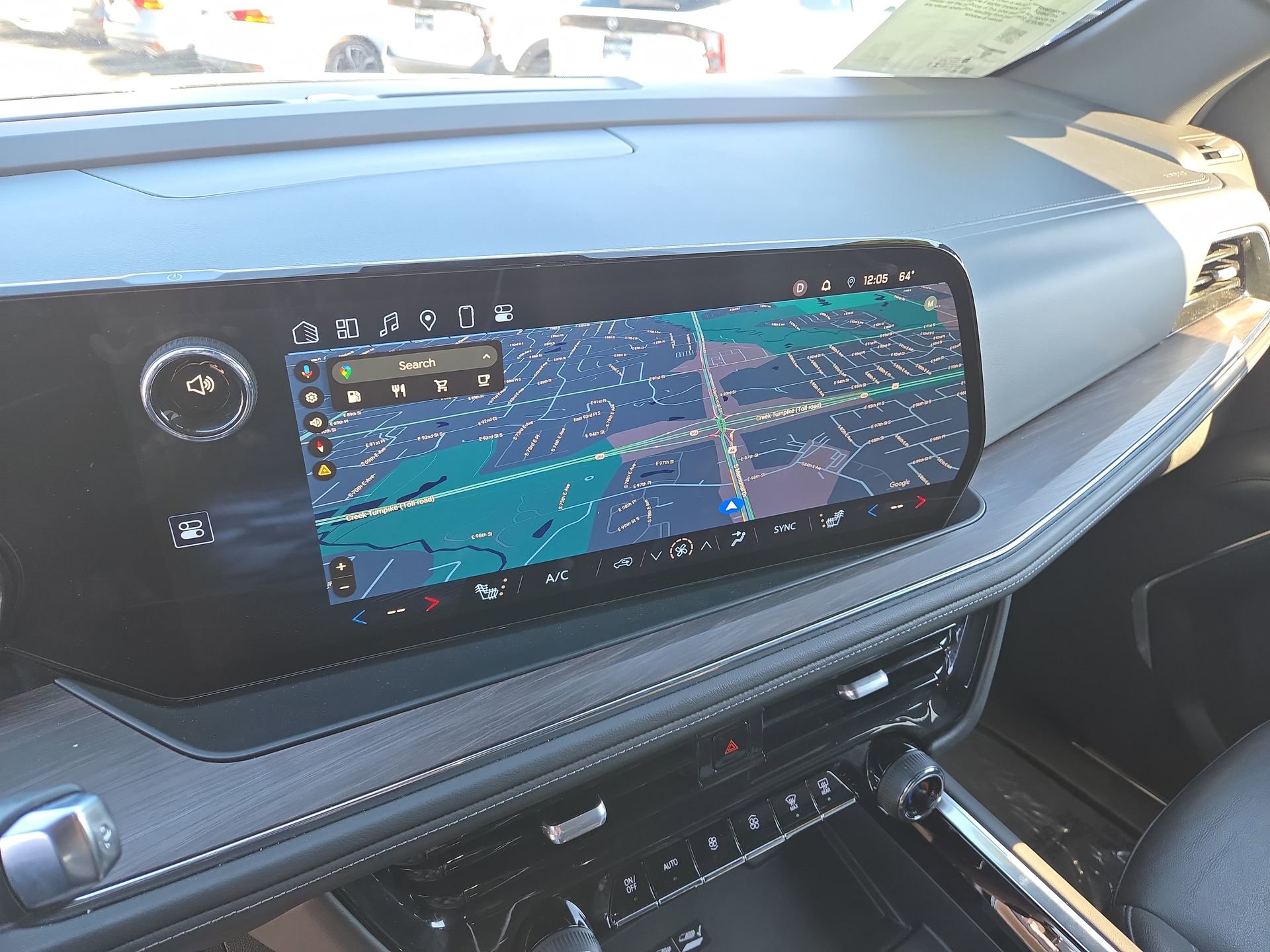 Used 2025 Chevrolet Tahoe LT image 38