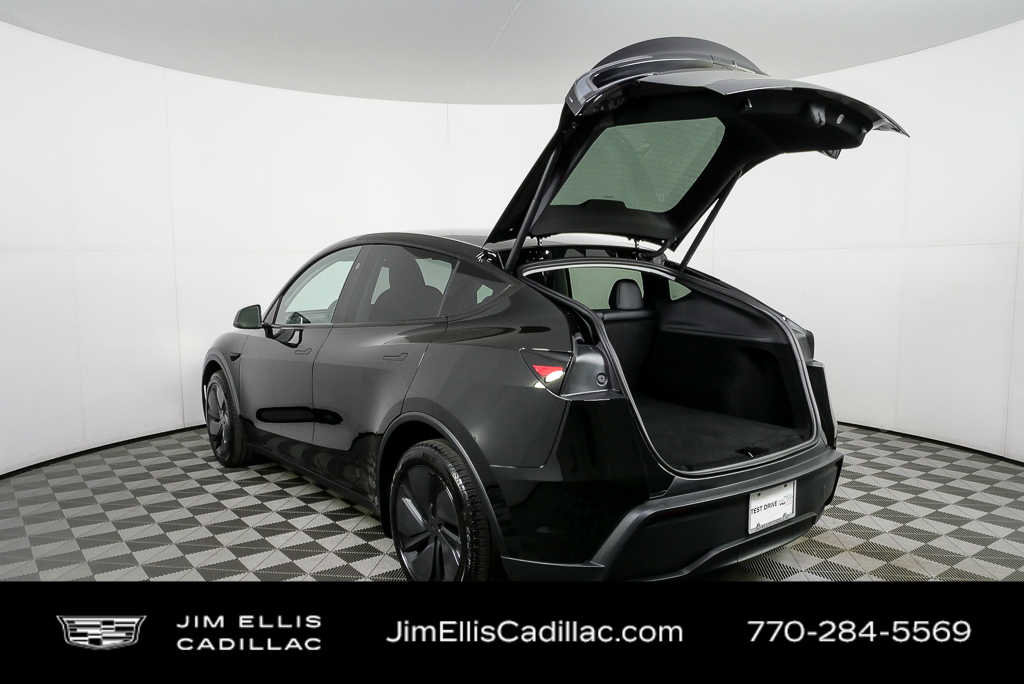 Used 2026 Tesla Model Y 2WD image 34