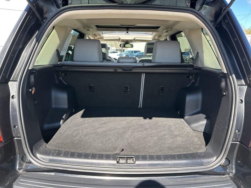 Used 2012 Land Rover LR2 HSE image 29