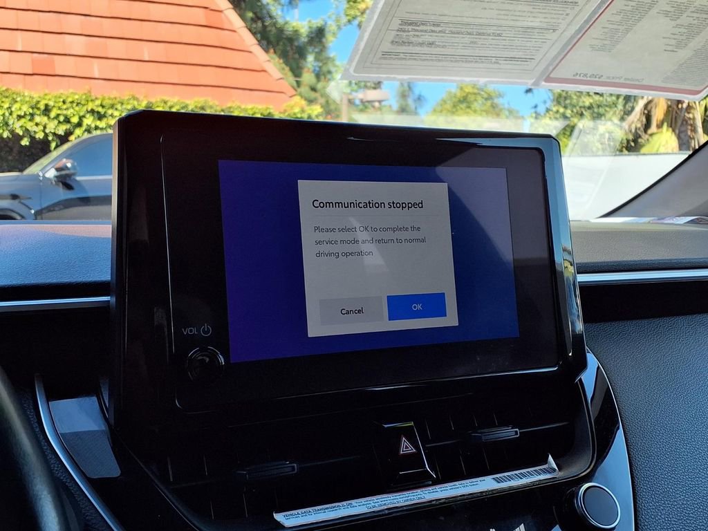 Certified 2024 Toyota Corolla SE w/ SE Premium Package image 7