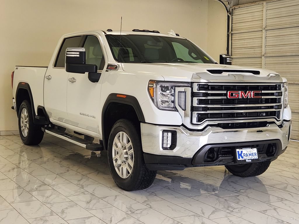 Used 2022 GMC Sierra 2500 SLT w/ SLT Preferred Package AWD/4WD image 3