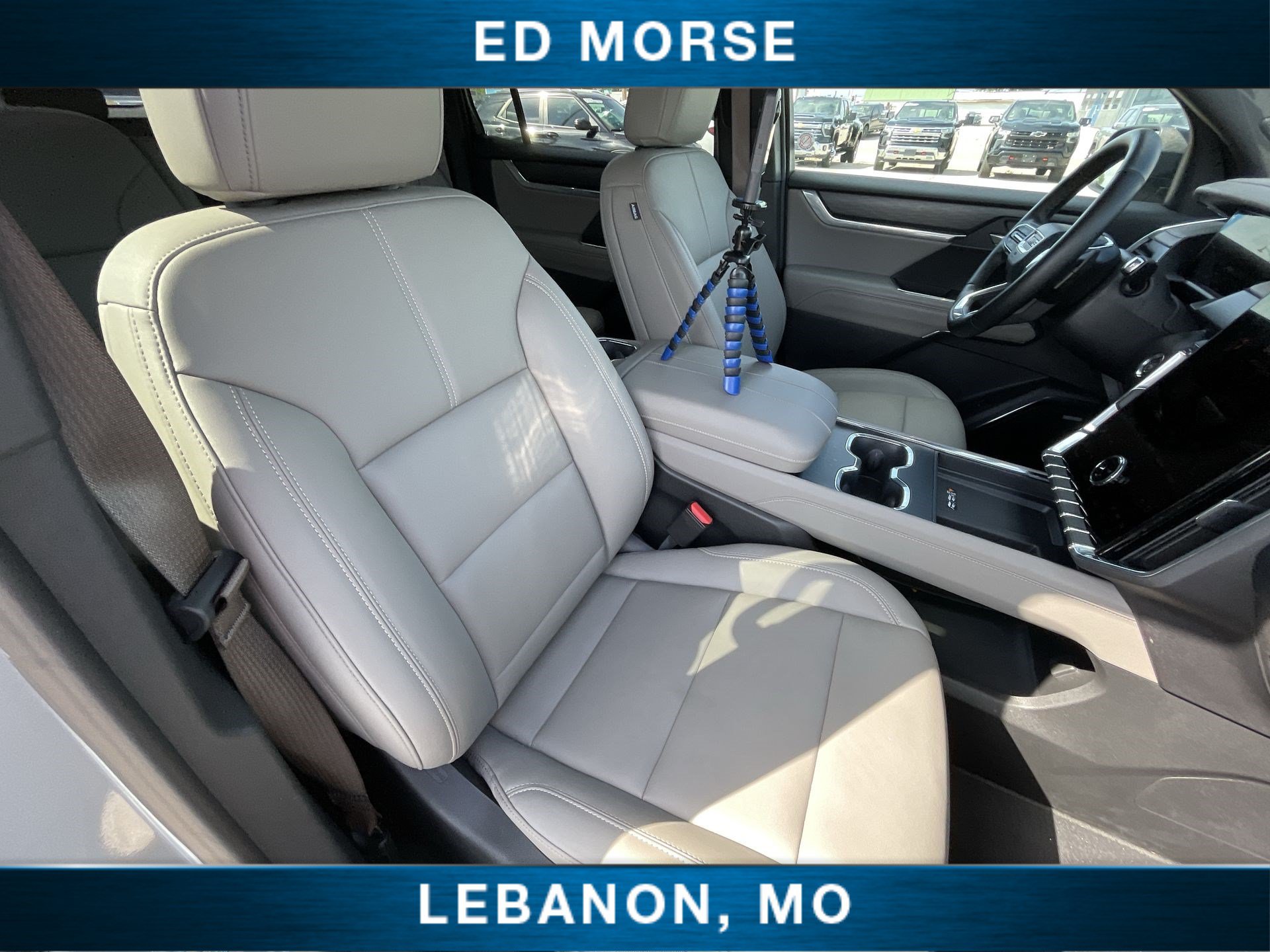 Certified 2026 GMC Acadia Elevation w/ Elevation Premium Package AWD/4WD image 26