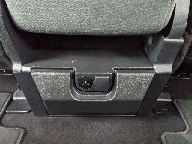 Certified 2025 Ford F150 XLT w/ Equipment Group 301A Standard image 7