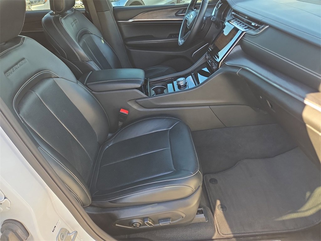 Used 2022 Jeep Grand Cherokee Overland image 17