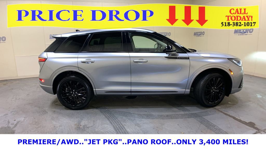 Used 2024 Lincoln Corsair AWD w/ Equipment Group 101A image 2