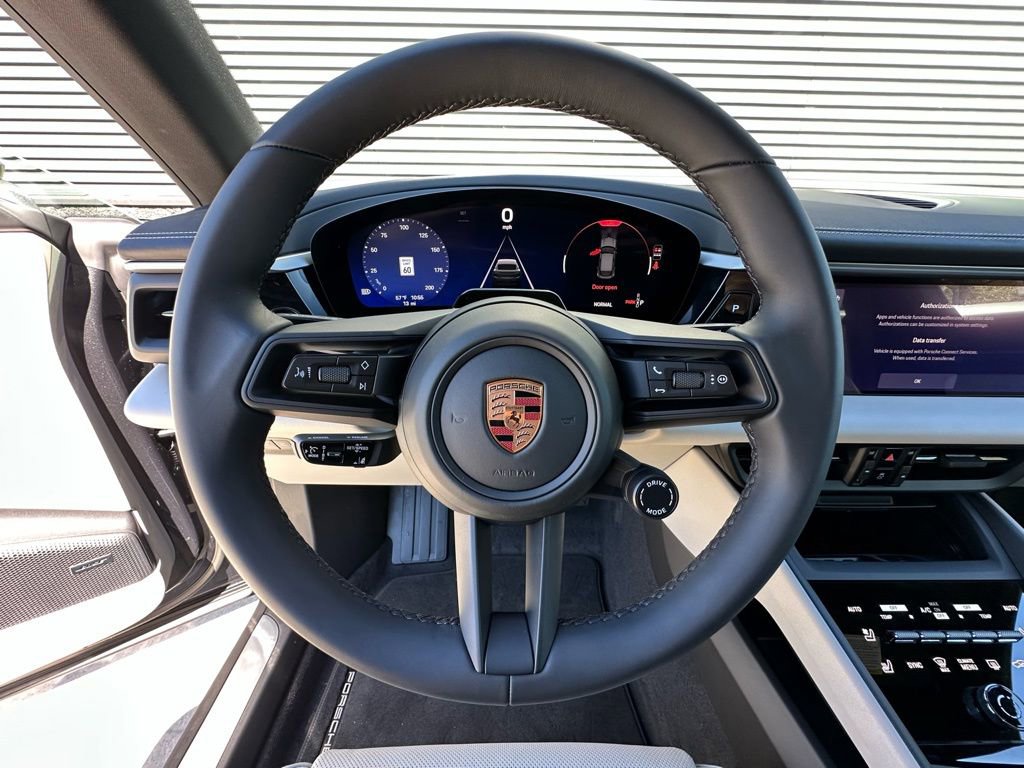 Used 2026 Porsche Macan 4 Electric AWD/4WD image 16