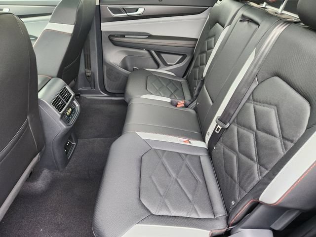 New 2026 Volkswagen Atlas Peak Edition AWD/4WD image 24