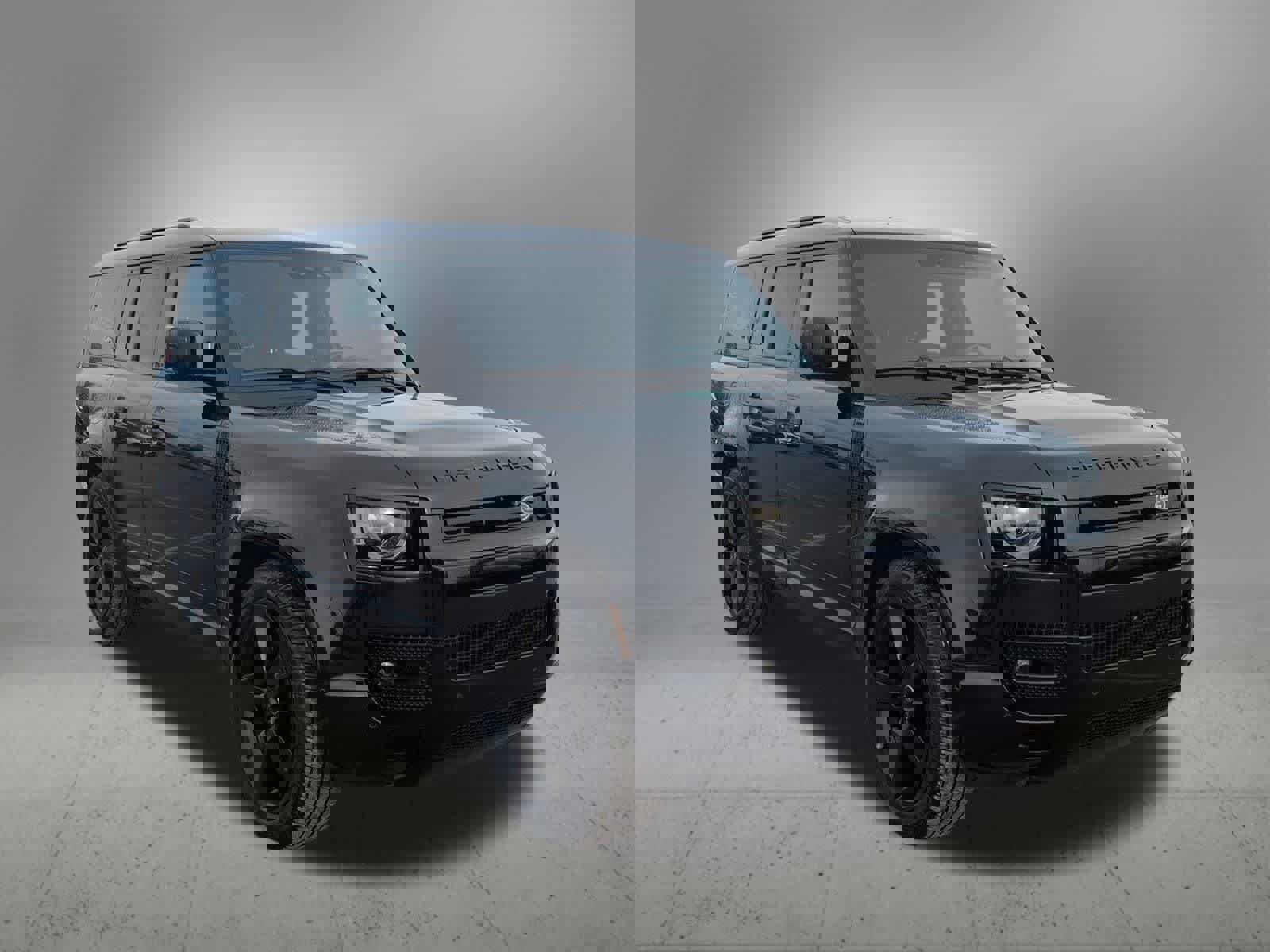 Used 2024 Land Rover Defender 130 X-Dynamic SE image 8