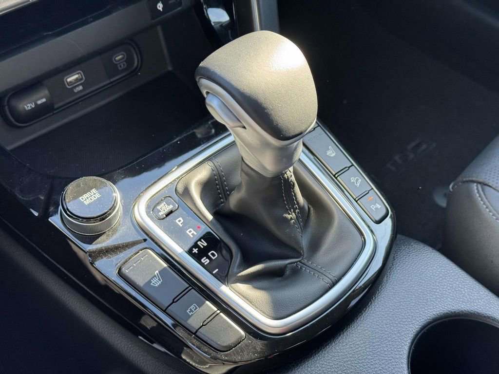 Used 2025 Kia Seltos SX image 28