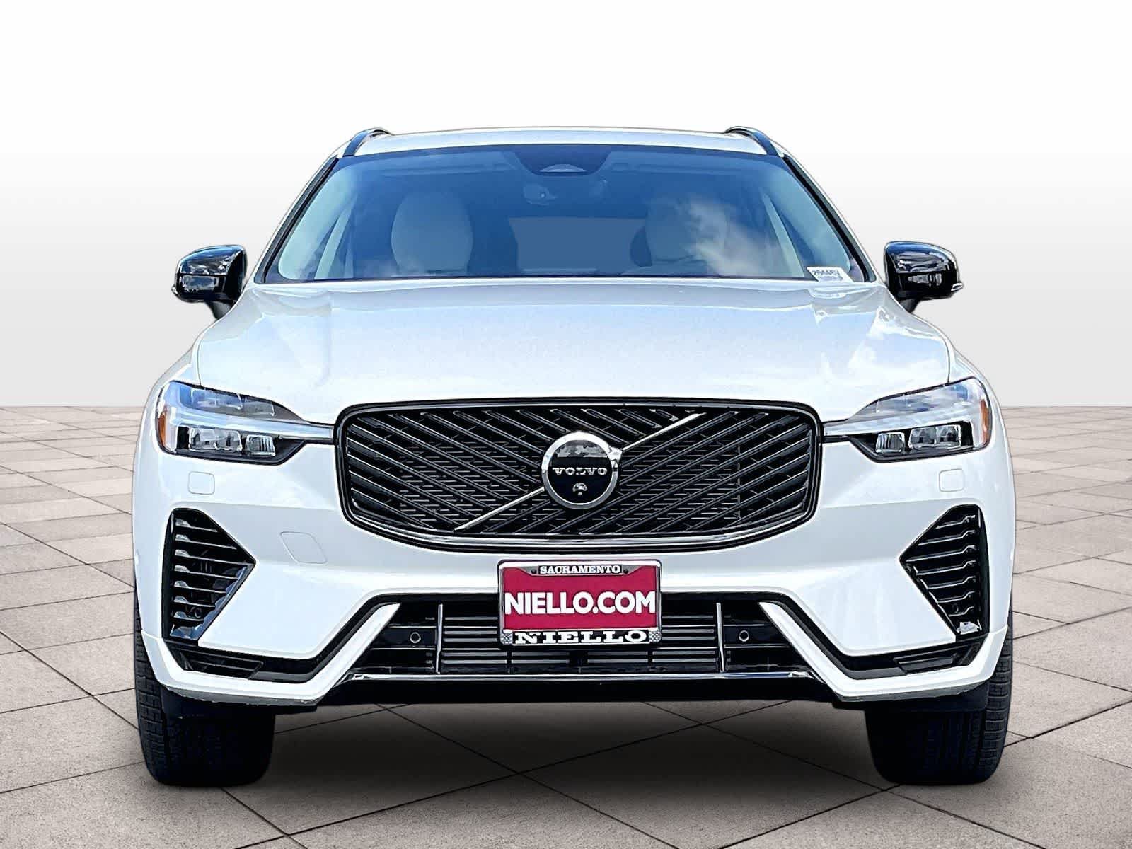 New 2026 Volvo XC60 T8 Ultra w/ Protection Package Premier AWD/4WD image 5